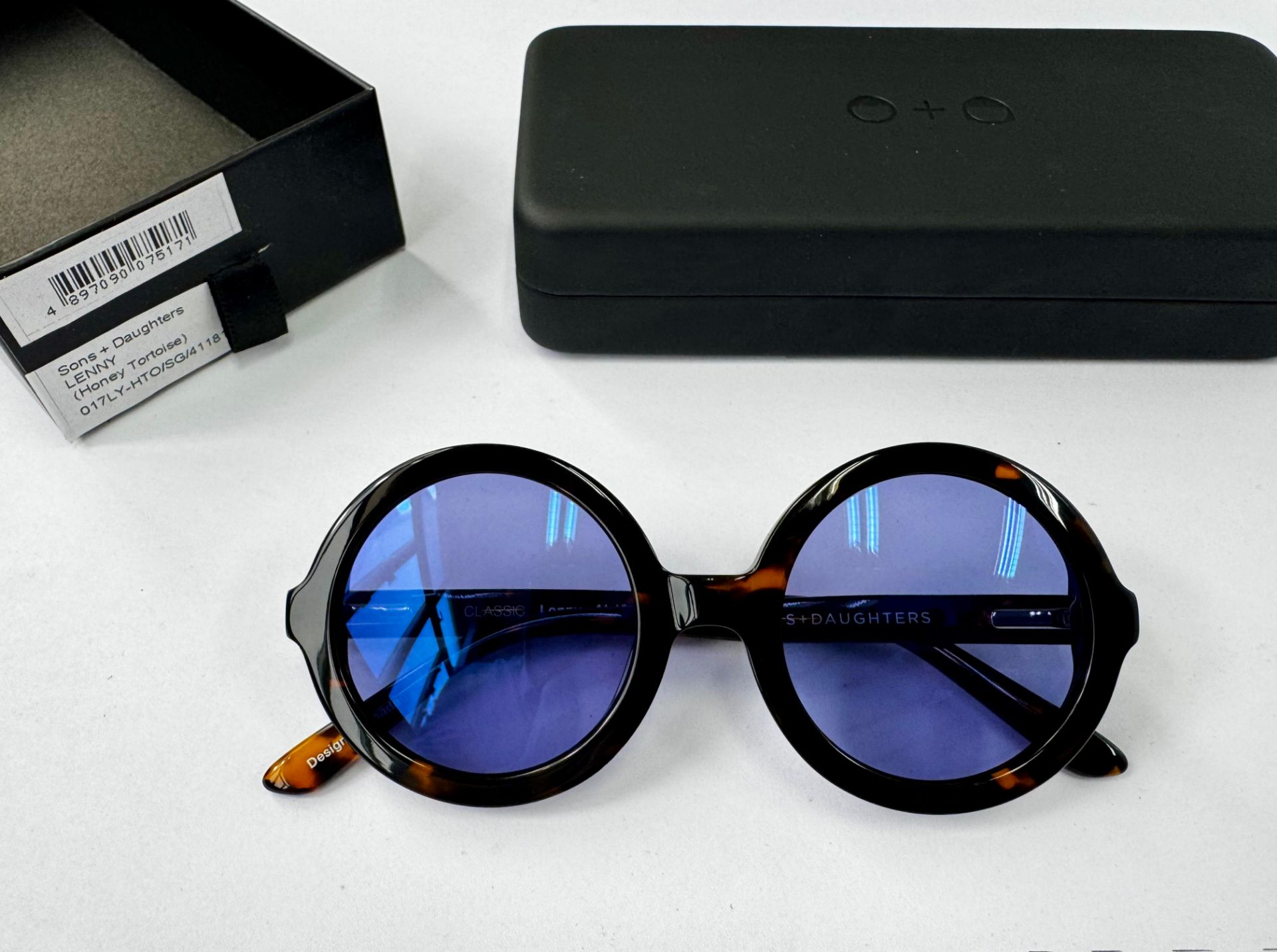 Lenny [+HKD 130]